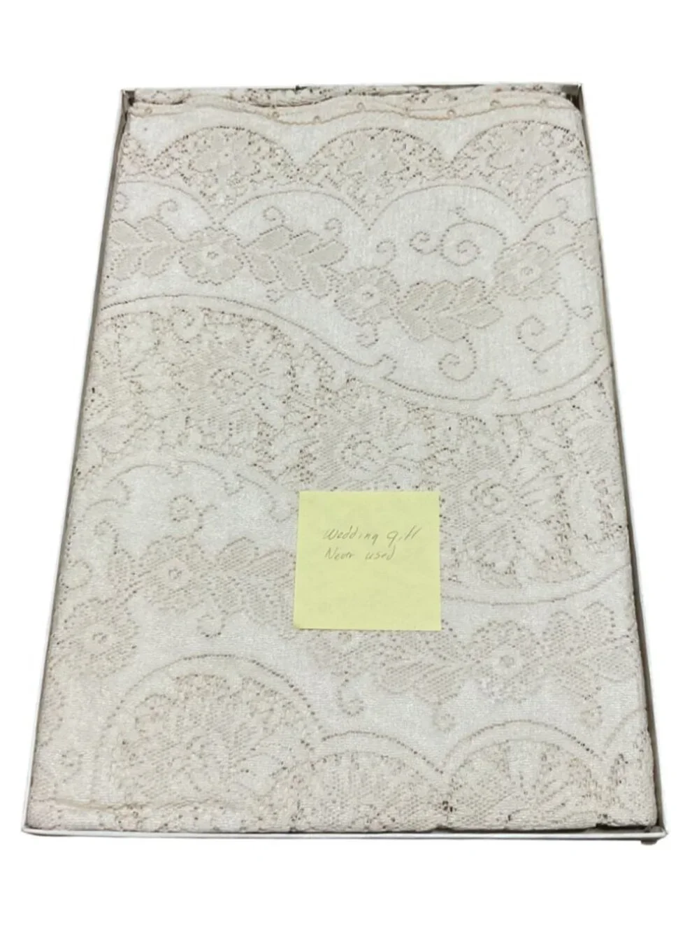 Vtg NOS Scranton Wendelle Lace Dinner Cloth 60